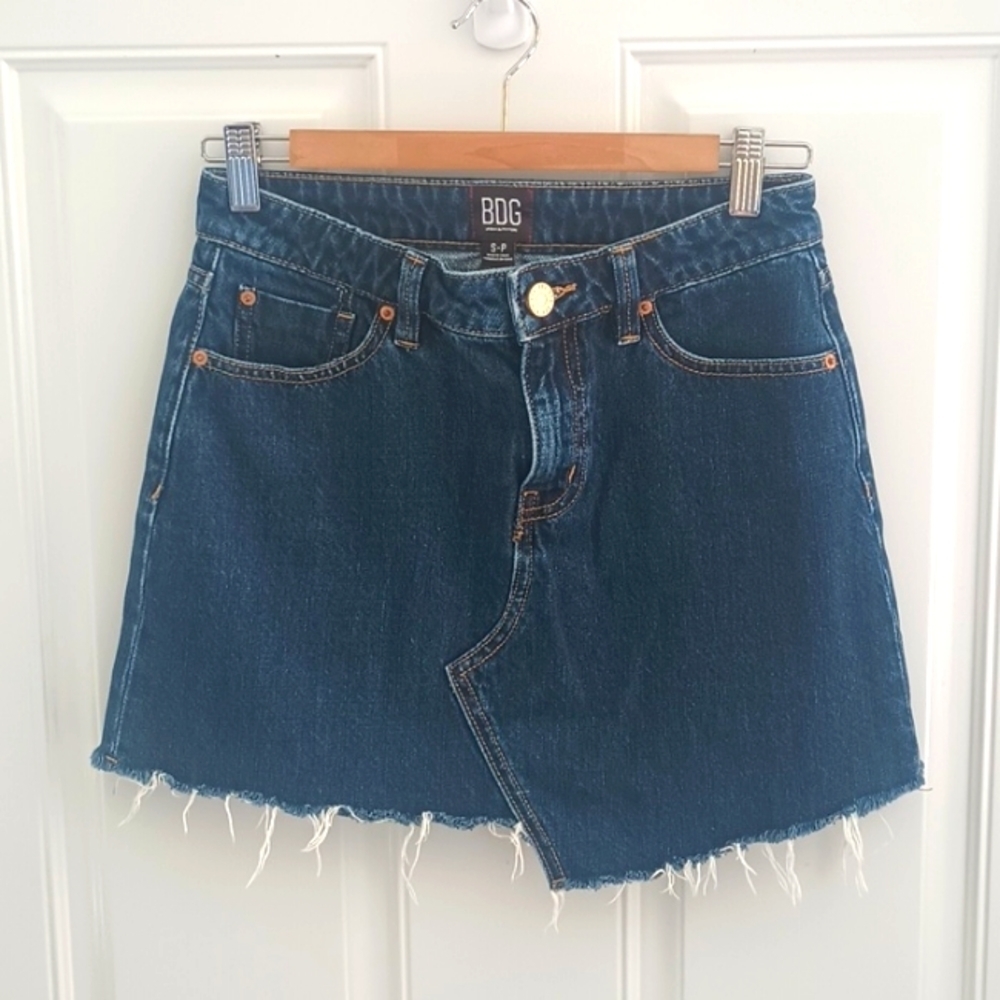 Urban Outfitters BDG irregular handkerchief raw hem denim mini skirt size S